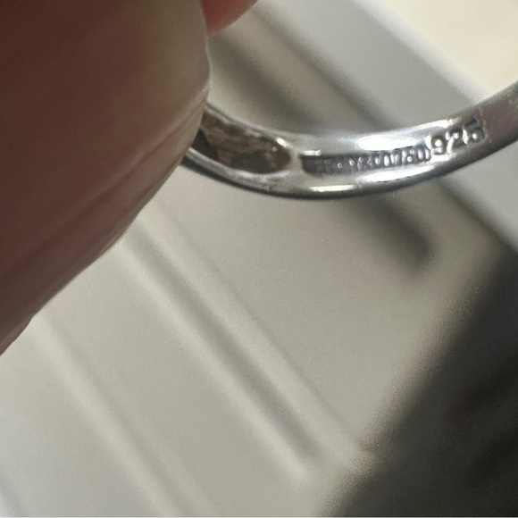 Tiffany & Co. Silver Bow Ring - Picture 5 of 6